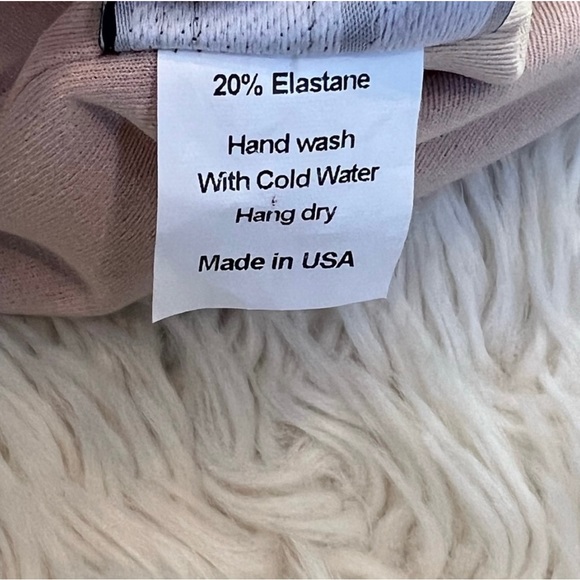 NWT Private Party Red Mamacita Swimsuit - Size M/L - Picture 6 of 6